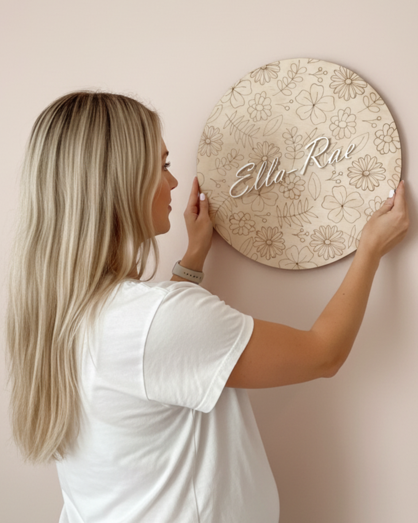 Circle Name Sign - Pattern Background